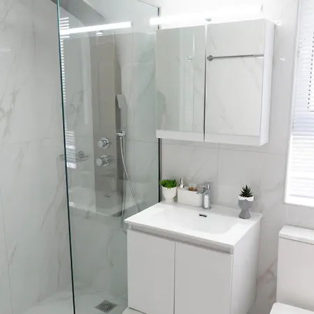 Nafsika's Cozy Appartement La Canée