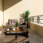 شقة Nafsika's Cozy *